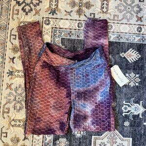 NWT Eye Candy Women’s Tie Dye Cross-Waist Leggings Size 1X